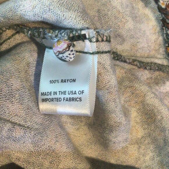 Roan & Ryan Floral Print Black, PInk, Green V-Neck, Peasant Blouse Size L - Picture 7 of 8